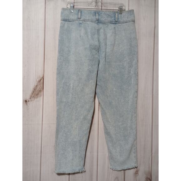 SO Jeans Ladies 15 High Rise Mom‎ Jeans Raw Hem Light Wash - Picture 2 of 7